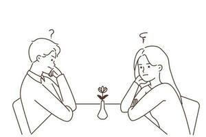 unzufrieden Mann und Frau sitzen beim Tabelle im Restaurant beim zuerst Datum Gefühl verwirrt und betont. frustriert Paar beim Cafe haben Kampf oder Uneinigkeit. Vektor Illustration.