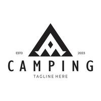 Jahrgang und retro Zelt Logo, Camping. mit Zelt, Baum und Lagerfeuer unterzeichnen. Abenteurer, Pfadfinder, Kletterer, Camping Ausrüstung Center vektor