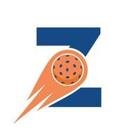 Initiale Brief z Pickleball Logo Konzept mit ziehen um Pickleball Symbol. Essiggurke Ball Logo Vektor Vorlage