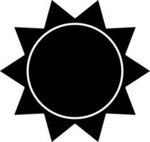 Sonne Symbol oder Symbol im schwarz und Weiß Farbe. vektor