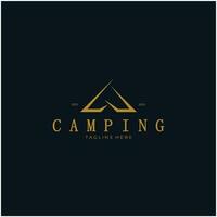 Jahrgang und retro Zelt Logo, Camping. mit Zelt, Baum und Lagerfeuer unterzeichnen. Abenteurer, Pfadfinder, Kletterer, Camping Ausrüstung Center vektor