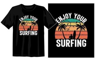 Sommer- Jahrgang T-Shirt Design, Sommer- Tee Design Vektor, Sommer- Strand Ferien t Hemden, Sommer- Surfen t Hemd vektor