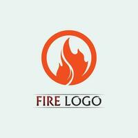 Tanne Symbol und Feuer Logo Design Vektor