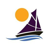 Segeln Schiff Sonne Logo Vektor