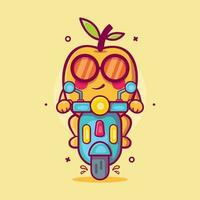Häftigt aprikos frukt karaktär maskot ridning skoter motorcykel isolerat tecknad serie i platt stil design vektor