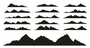 berg räckvidd svart silhuetter, klippig landskap vektor