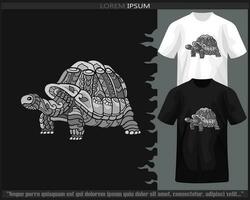 einfarbig Schildkröte Mandala Kunst isoliert auf schwarz und Weiß t Shirt. vektor