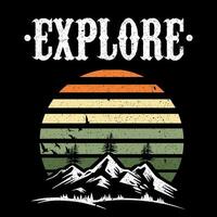 wild Natur Jahrgang T-Shirt Design Vektor Sammlung von Jahrgang Entdecker, Wildnis, Abenteuer, Camping Emblem Grafik. perfekt zum T-Shirts