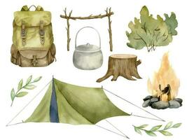 Camping Aquarell Satz. Hand gezeichnet Illustration von Wandern Zelt und Lagerfeuer auf Weiß isoliert Hintergrund. Zeichnung von Rucksack und Reise Topf. traditionell Ausrüstung zum Campingplatz im Wald zum Clip Art vektor