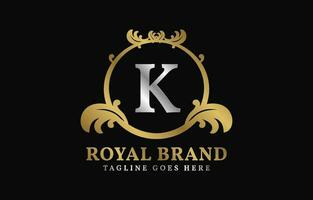 brev k kunglig varumärke lyxig cirkel ram första vektor logotyp design