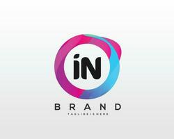 Initiale Brief im Logo Design mit bunt Stil Kunst vektor