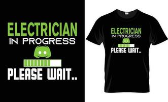 elektrisk ingenjör t-shirt och affisch vektor design mall. med elektriker, hjälm, redskap, skruvmejsel och rycka vektorer. rolig teknik Citat. för märka, bricka för.