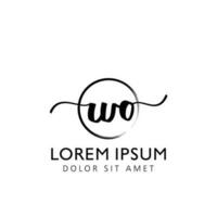 brev wo första handstil logotyp med signatur och hand dragen stil. vektor