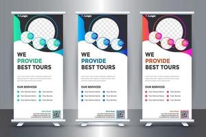 Kostenlose Reise-Roll-Up-Banner-Design-Idee für Reise- und Tourismusagenturen vektor