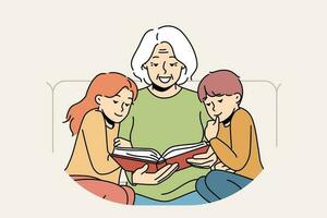 omtänksam leende mormor läsning bok till liten barnbarn. Lycklig mormor njut av tid med litteratur med små barnbarn. vektor illustration.