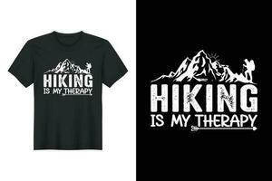 Wandern ist meine Therapie, Wandern T-Shirt Design vektor