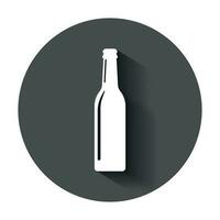 Bier Flasche Symbol im eben Stil. Alkohol Flasche Illustration mit lange Schatten. Bier, Wodka, Wein Konzept. vektor