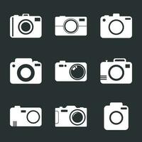 kamera ikon uppsättning på svart bakgrund. vektor illustration i platt stil med fotografi ikoner.