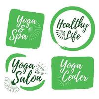 einstellen von Yoga Verein und gesund Lebensstil Abzeichen. Vektor Illustration Symbol mit Sunburst