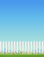 Vitt staket och blå himmel