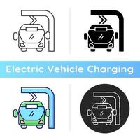 Elektrobus unterwegs Ladesymbol. Auftanken der Batterie des Tourismusbusses. ökologische Reiseideen. Öko-Transport. lineare Schwarz- und RGB-Farbstile. isolierte vektorillustrationen vektor