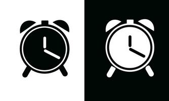 Alarm Uhr Symbol Vektor einstellen im Silhouette Stil. Schule liefert Symbol Vektor. zurück zu Schule Konzept. Lernen und Bildung Symbol. eben Vektor im schwarz und Weiß.
