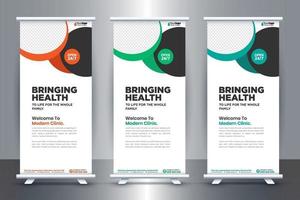 gratis medicinsk roll-up banner design för sjukhus och vård vektor