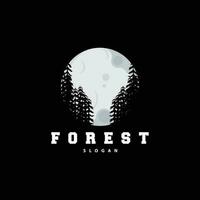 Wald Logo, Vektor Wald Holz mit Kiefer Bäume, Design inspirierend Abzeichen Etikette Illustration