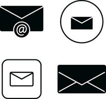 Email Symbol Gliederung isoliert. Linie Brief Symbol zum Webseite Design und Design Dekoration. Vektor Illustration.