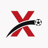 fotboll logotyp på brev x med rör på sig fotboll ikon. fotboll logotyp mall vektor