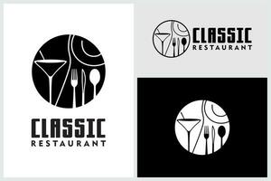 Restaurant Linie Kunst Logo mit Wein Glas Löffel Gabel Teller Messer Glas zum Essen vektor