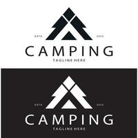 Jahrgang und retro Zelt Logo, Camping. mit Zelt, Baum und Lagerfeuer unterzeichnen. Abenteurer, Pfadfinder, Kletterer, Camping Ausrüstung Center vektor