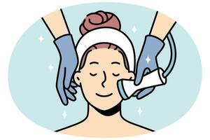 frau genießt gesichtshautbehandlung im salon. glückliche ruhige Klientin mit Mikrodermabrasion-Peeling im Spa. Hautpflege-Routine. Vektor-Illustration. vektor