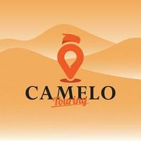 touring eller resa logotyp med en kamel form och en plats mark vektor