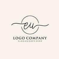 Initiale EU feminin Logo Sammlungen Vorlage. Handschrift Logo von Initiale Unterschrift, Hochzeit, Mode, Schmuck, Boutique, Blumen- und botanisch mit kreativ Vorlage zum irgendein Unternehmen oder Geschäft. vektor