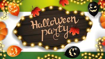 Halloween-Verkauf. Einladungskarte mit Vintage-Holzbrett, Halloween-Ballons, Girlande und Herbstlaub auf grünem Hintergrund. vektor