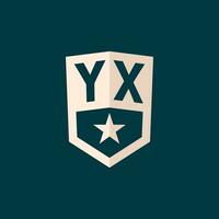första yx logotyp stjärna skydda symbol med enkel design vektor