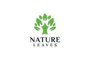 einfach sauber Grün Baum Natur Logo vektor