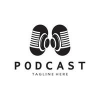 Podcast Logo mit Mikrofon und Kopfhörer Audio, Radio Wellen. zum Studio, sich unterhalten zeigen, Plaudern, Information teilen, Interview, Multimedia und Netz. vektor