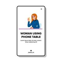 mobil kvinna använder sig av telefon tabell vektor