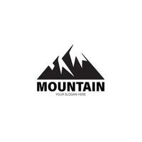 Berg Logo mit siluet Design und Weiß und schwarz Farbe vektor