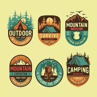 Set mit Camping- und Outdoor-Logo vektor