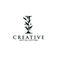 Initiale Brief ich und Blumen- Logo Vektor, botanisch minimalistisch Brief feminin Logo Design Vorlage vektor