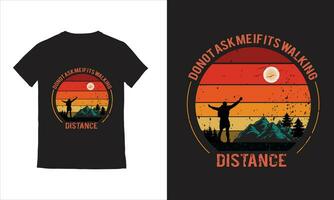 Wandern Abenteuer Design T-Shirt vektor