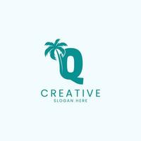 Strand Palme Baum mit Brief q Logo Design Vektor Bild