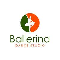 kvinnor balett dansare logotyp begrepp. klassisk årgång balett studio logotyp. silhuett av ballerina för din företag vektor