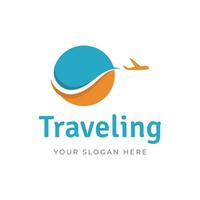 Sommer- Reise Agentur Urlaub Fluggesellschaften kreativ Logo design.logo zum Geschäft, Fluggesellschaft Fahrkarte Agenten, Ferien und Firmen. vektor
