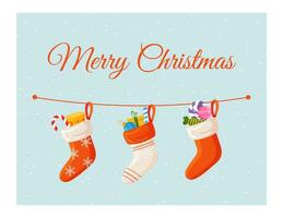 Weihnachten horizontal Gruß Karte mit hängend Socken oder Strümpfe. Weihnachten Bälle, Geschenk Kasten, Süßigkeiten Innerhalb ein Socke auf ein Blau Hintergrund. Weihnachten Dekorationen zum Kinder. Vektor Vorlage Postkarte