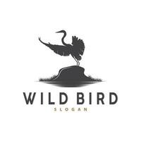 Storch Vogel Logo, Reiher, Gras, und Fluss Design, Vektor einfach Vorlage Illustration