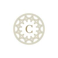 första brev c dekorativ emblem ram cirkel mönster logotyp vektor